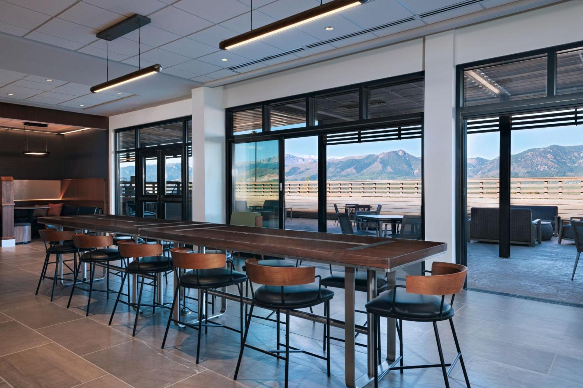 Hotel Courtyard By Marriott Colorado Springs North, Air Force Academy Exteriér fotografie